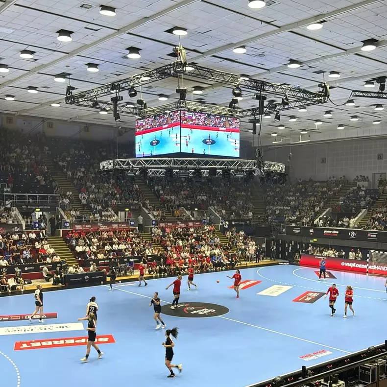 corina-caragea-gala-neagu-sala-polivalenta (6)