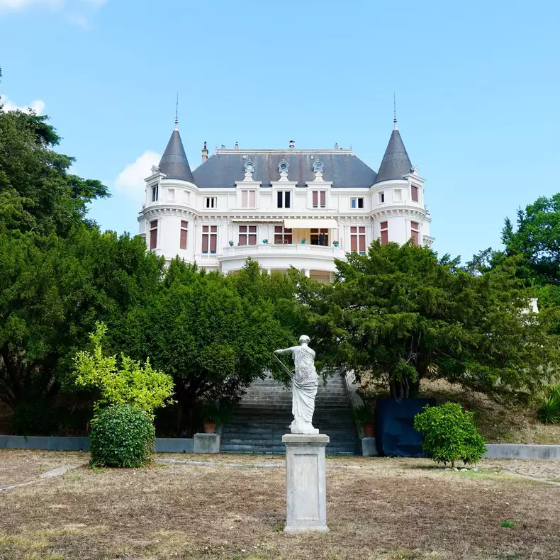 andreea-esca-imagini-vacanta-de-vara-nisa-franta (9)