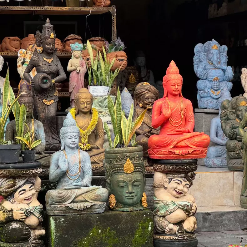 Sincer, Bali este Ubud. Si Ubud nu e un loc, e o respirație a pământului.Ma recucereste de fieca (1)
