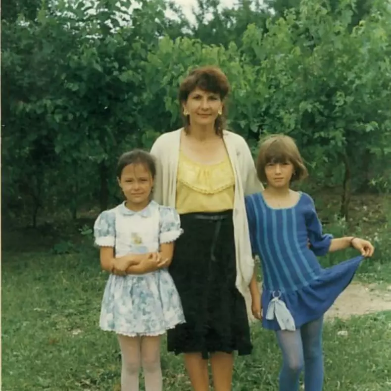 adela-popescu6