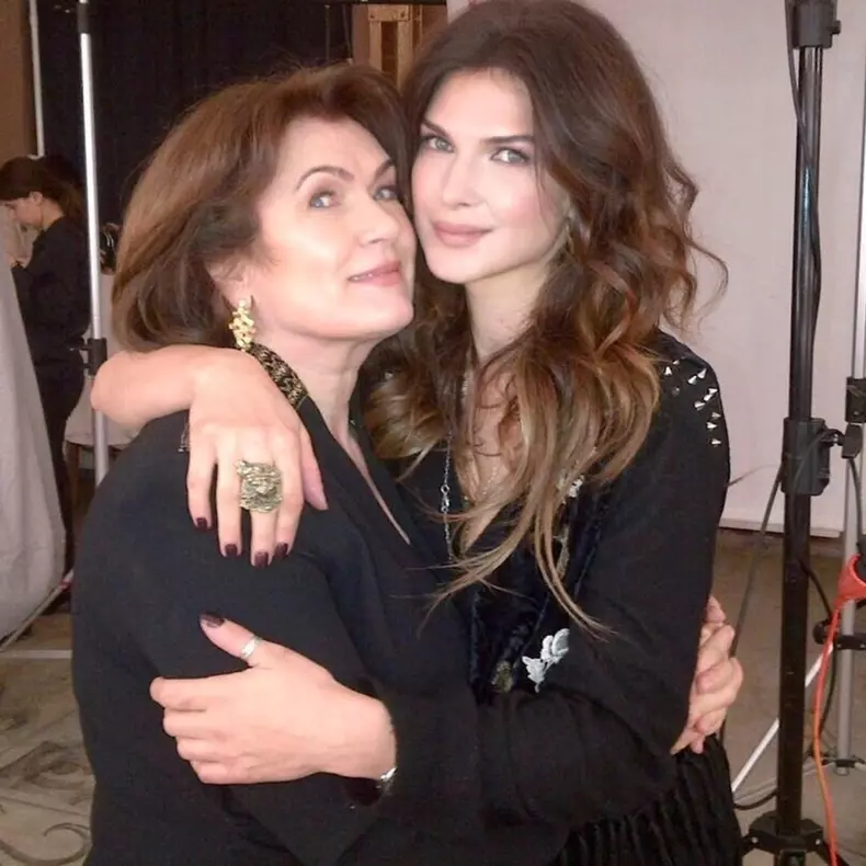 Monica Bîrlădeanu-mama1