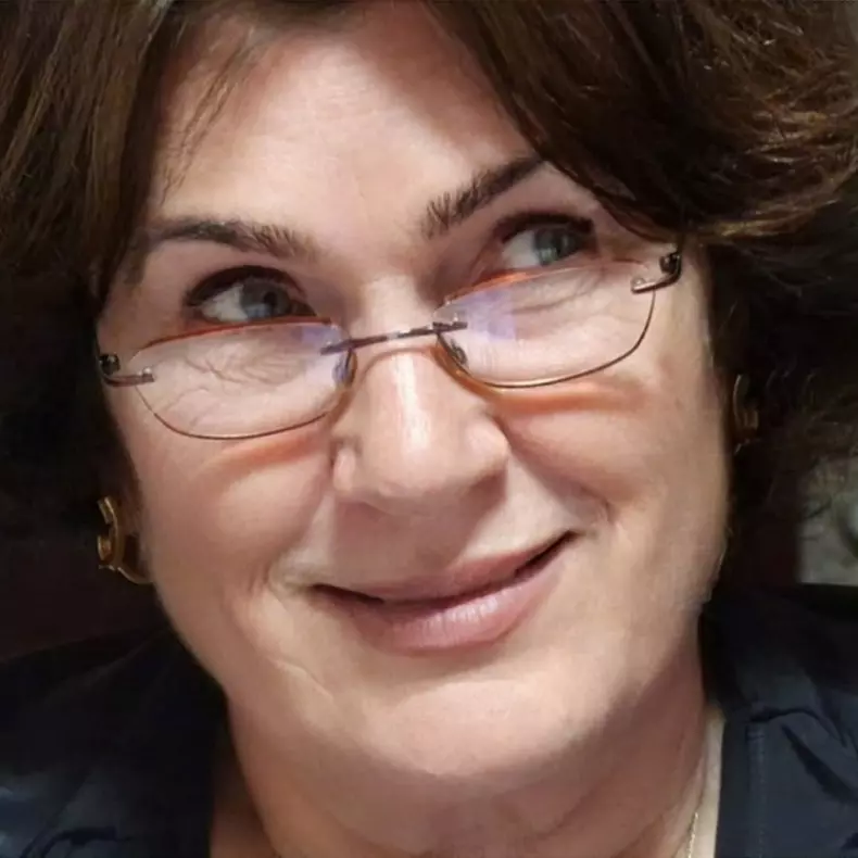 Monica Bîrlădeanu-mama8