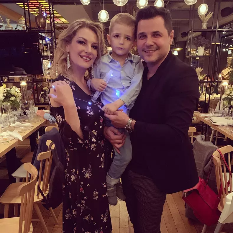 Adela Popescu și Radu Vâlcan au făcut botezul celui de-al doilea băiețel