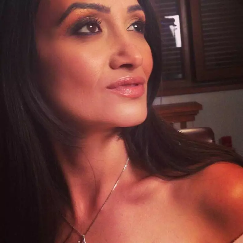 Nuți, bona lui Reghe junior, fiul cel mic al Anamariei Prodan