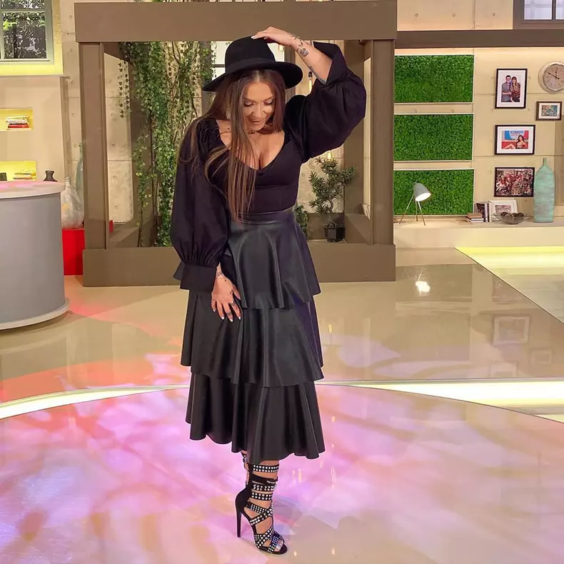 83768701_1573599439445225_8425540848980066304_o