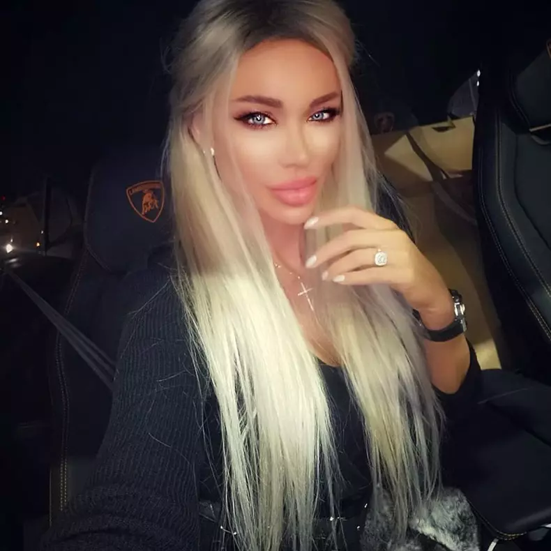 Bianca-Dragusanu-12-1