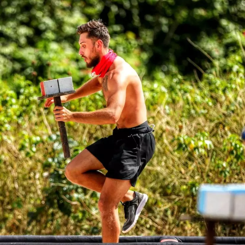 Ghita-survivor3-1024x1024