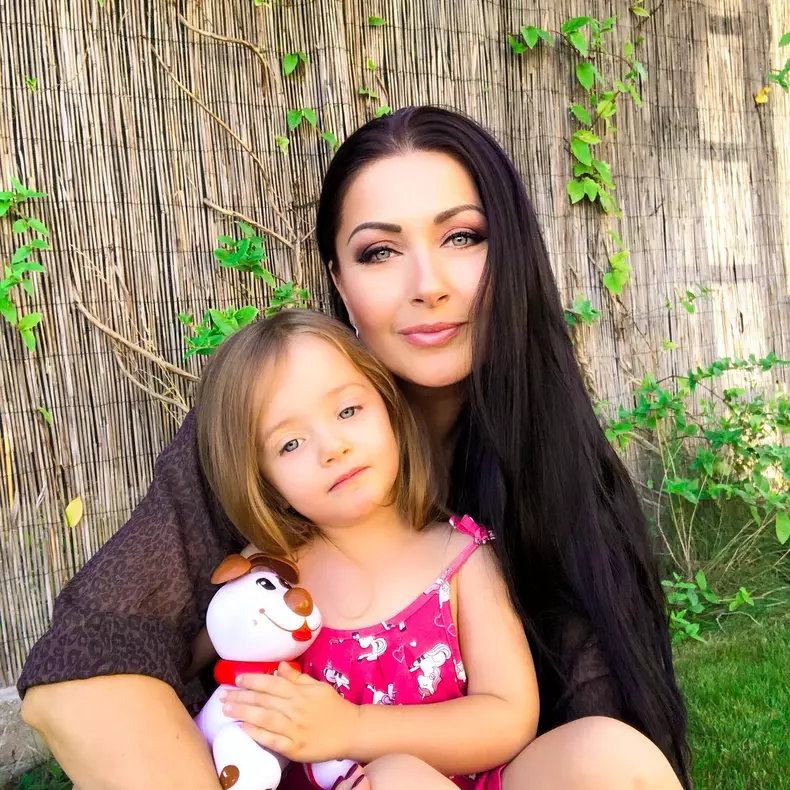 Gabriela-Cristea-10-4