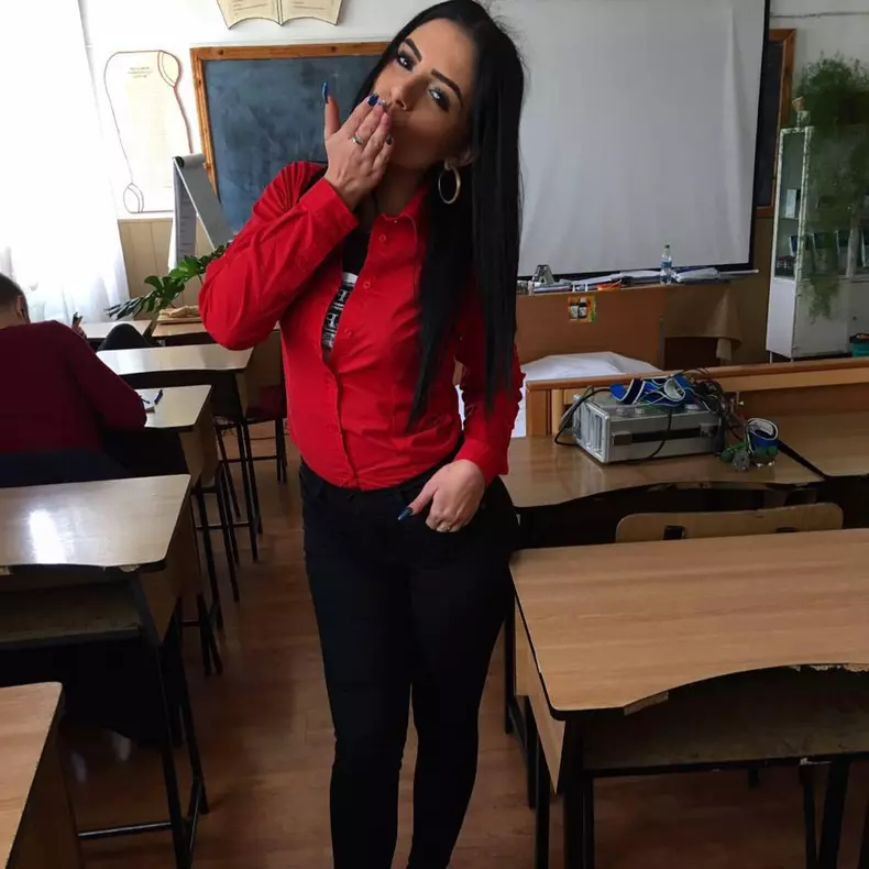 43763005_2012545318805071_4362168579106275328_n