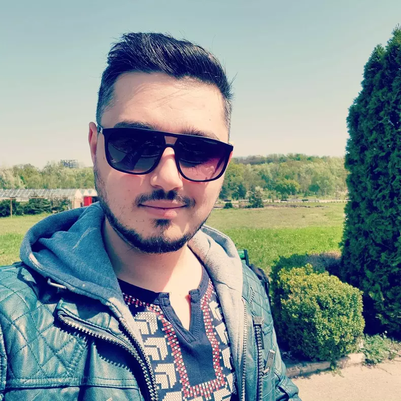 61235764_2210499562391645_5530445528099192832_o