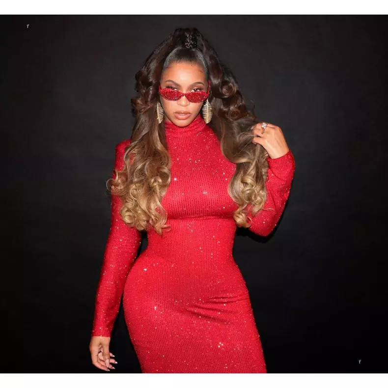 Daily Instagram Posts