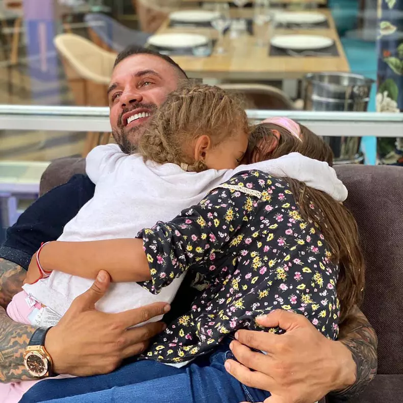 Alex-Bodi-fosta-sotie-3