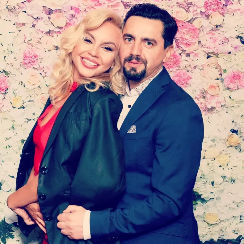 33921068_777756765921513_2424151452499836928_n