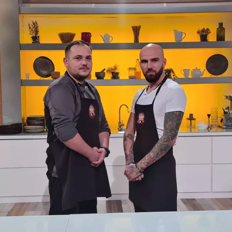 Cine-este-Dorin-Voiasciuc-de-la-Chefi-la-cutite-5