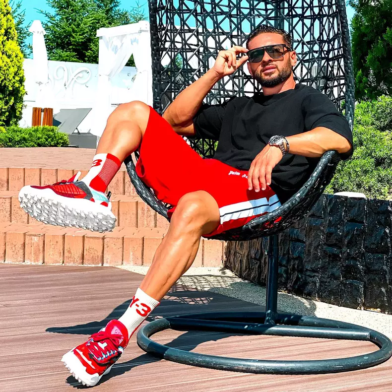 ce-tarife-are-dorian-popa-pe-instagram-7