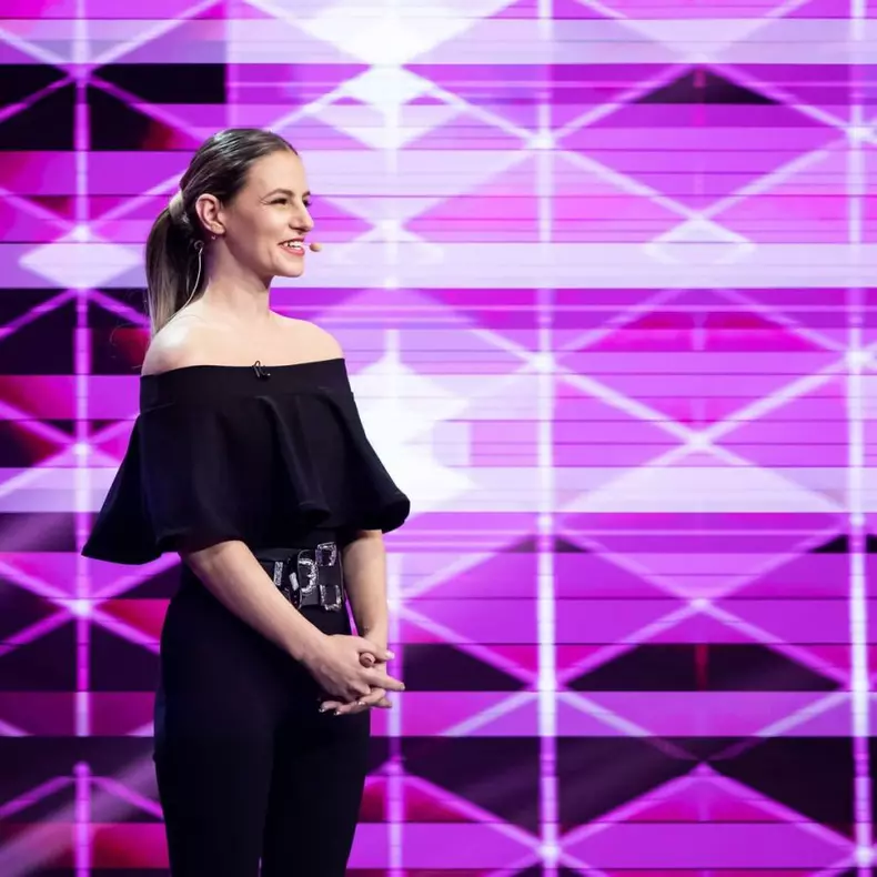 stefania-costache-iumor