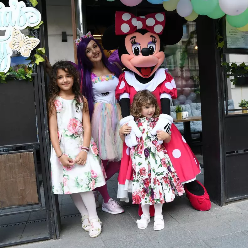 elena-basescu-si-catalin-tomata-impreuna-la-doi-ani-de-la-despartire-5