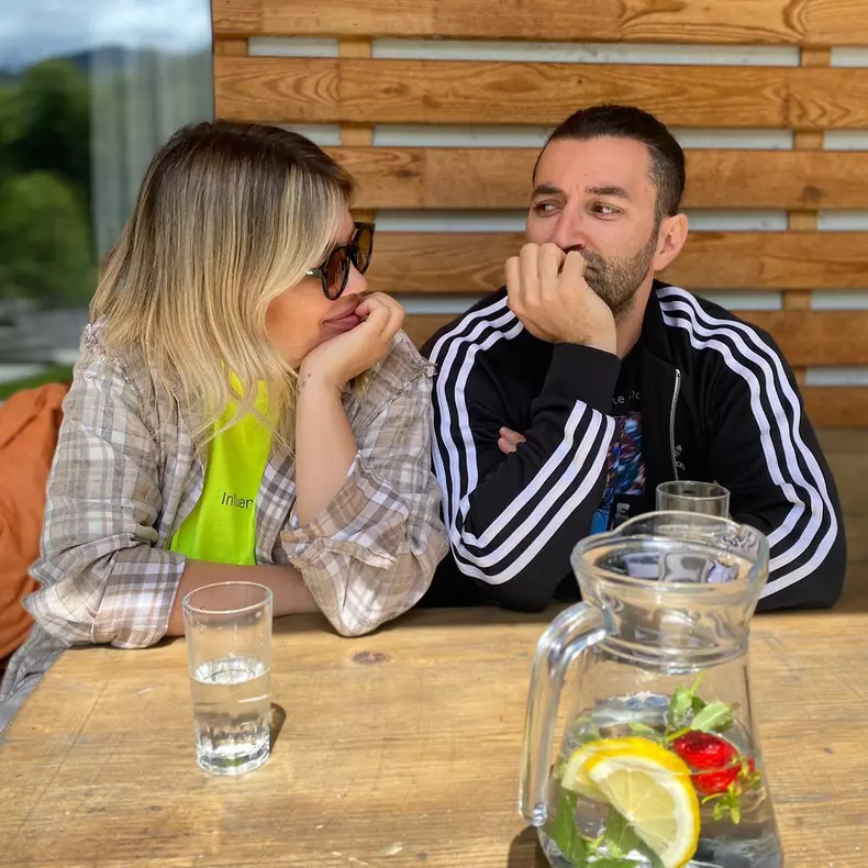 gina-pistol-primele-declaratii-despre-botezul-micutei-josephine-2