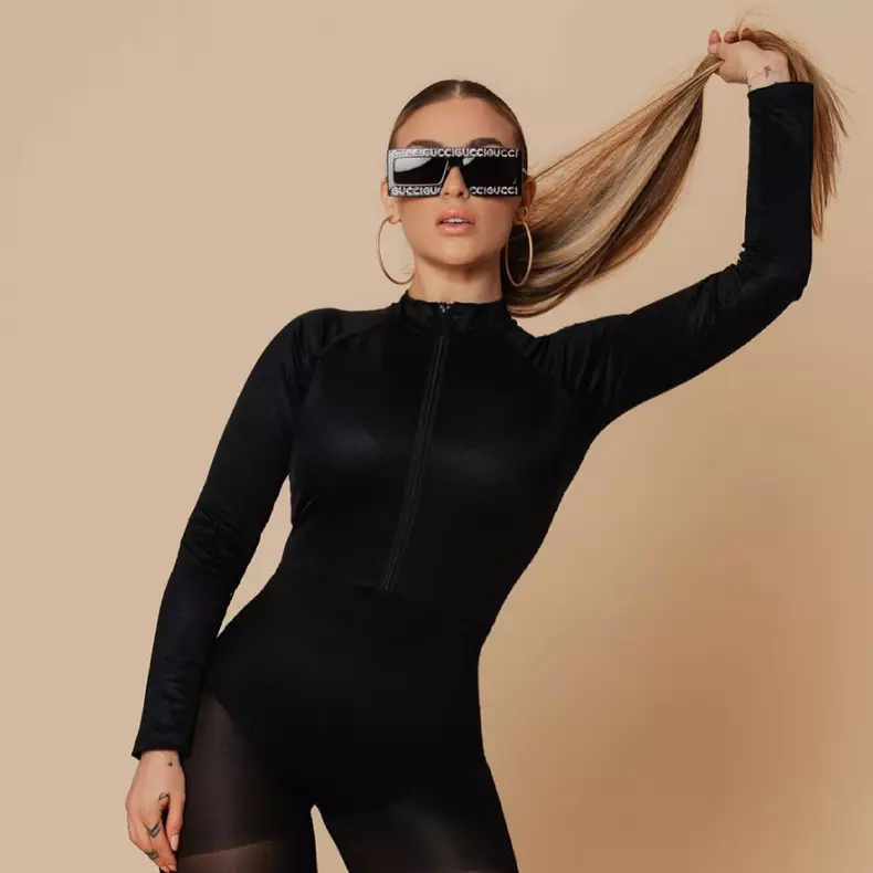 oana-radu-arata-mai-bine-ca-niciodata-cate-kilograme-a-slabit-8