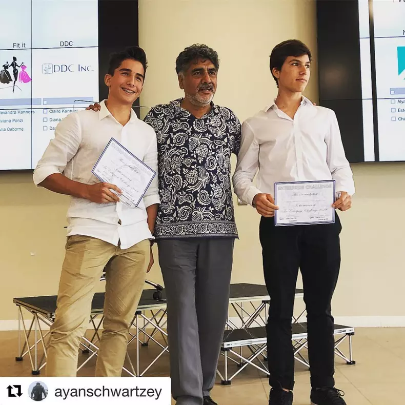 33020093_457078211417247_6066421587958038528_n-1024x1024