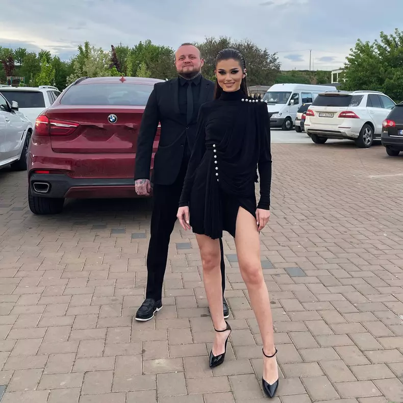 cine-este-theo-rose-3