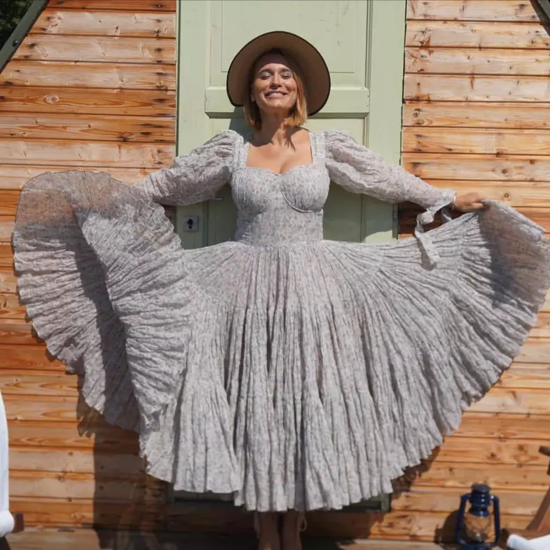 de-ce-lipseste-andreea-esca-de-la-stirile-protv-5