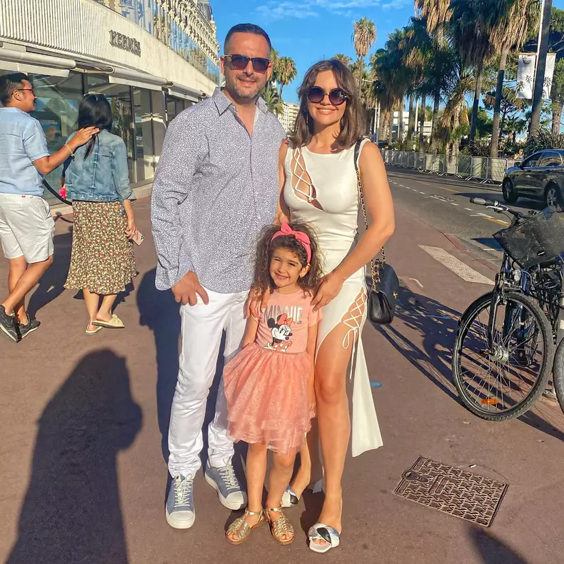 madalin-ionescu-doliu-a-murit-tatal-3