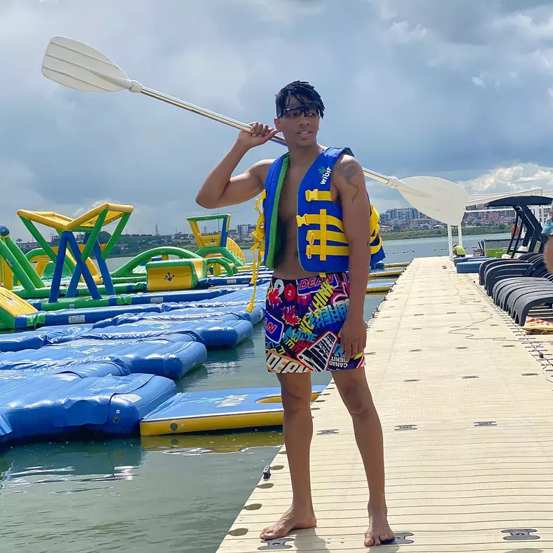 cine-este-blvckmatias-de-la-splash-vedete-la-apa2