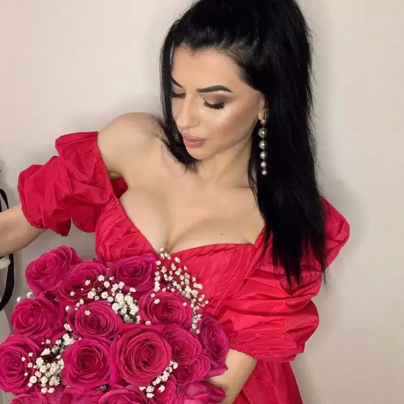 amalia-strut-1024x1024-1