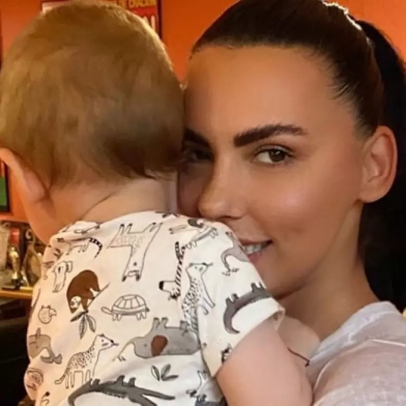 lavinia-parva-si-copilul