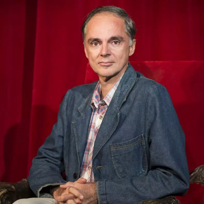 media-147161498227133100-1