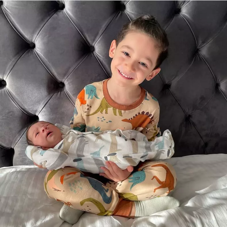 260842370_589972335594071_4931301311459174124_n