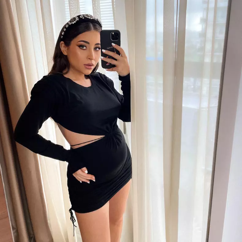 nicole-cherry-prima-intalnire-5