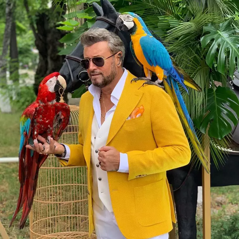 Catalin-Botezatu-5-3-1024x1024-1