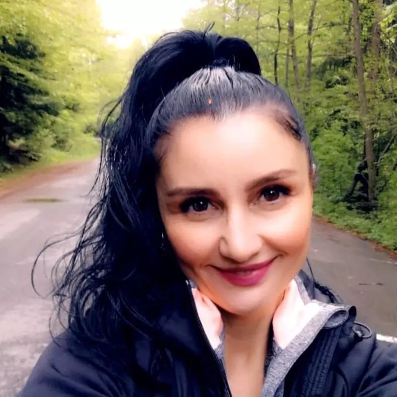 silvia-chifiriuc-vinde-masina-9