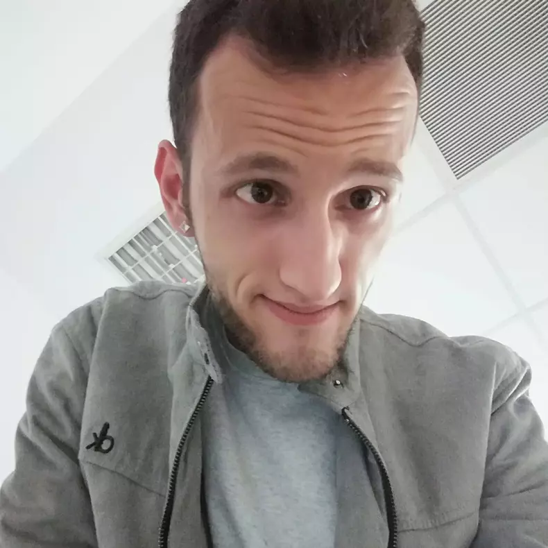 Andrei-Ungureanu-Tourette-4