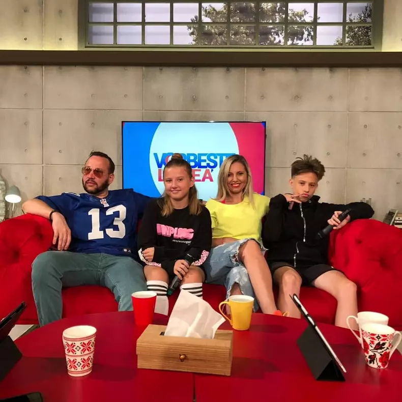 Cum-arata-familia-Mihaelei-Cernea