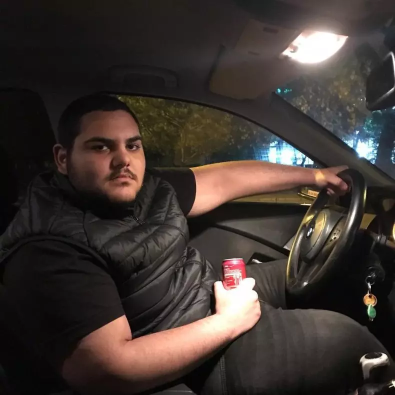 alberto-grasu-tineri-participat-petrecerea-revelion-vila-distrusa-revelion-743794