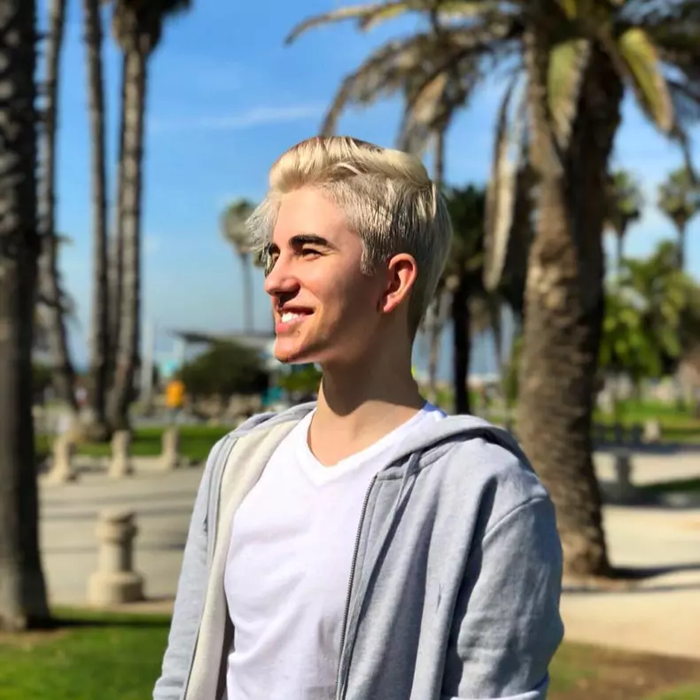 sebastian-dobrincu-4