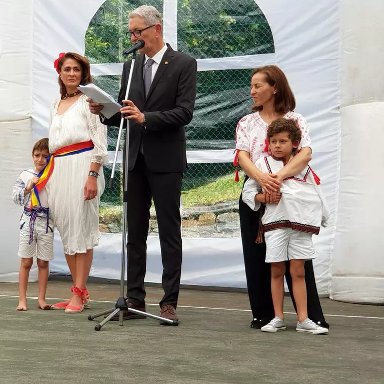 78692551_2573791192741544_2079307166799364096_n