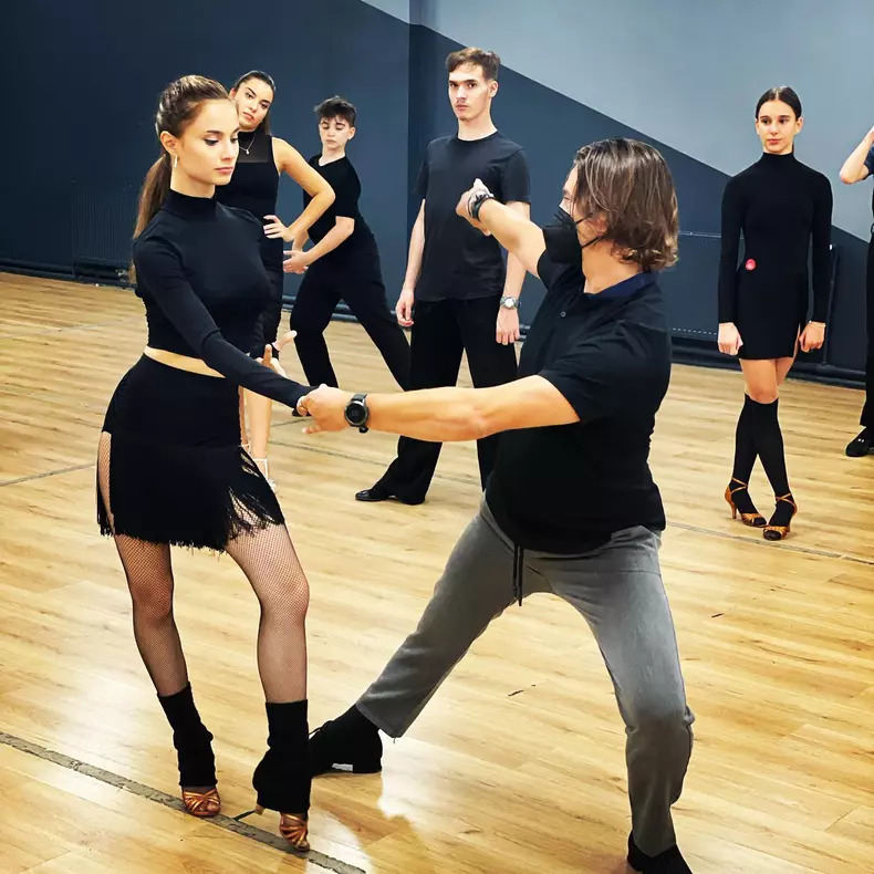 mihai-petre-scoala-de-dans-8