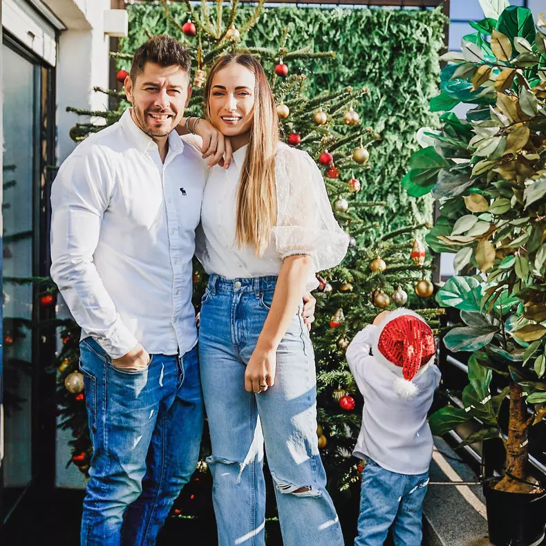 cum-si-a-cunoscut-Anca-Bucur-sotul-2