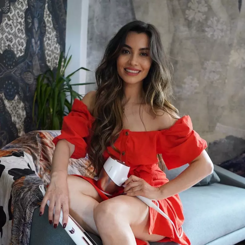 lili-sandu-5