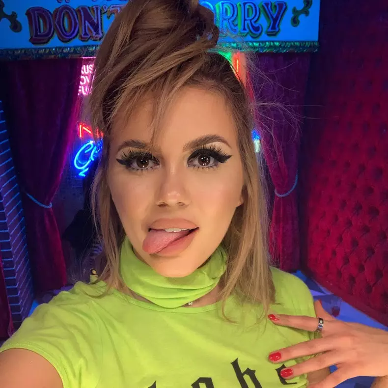 Emily Burghelea nume real