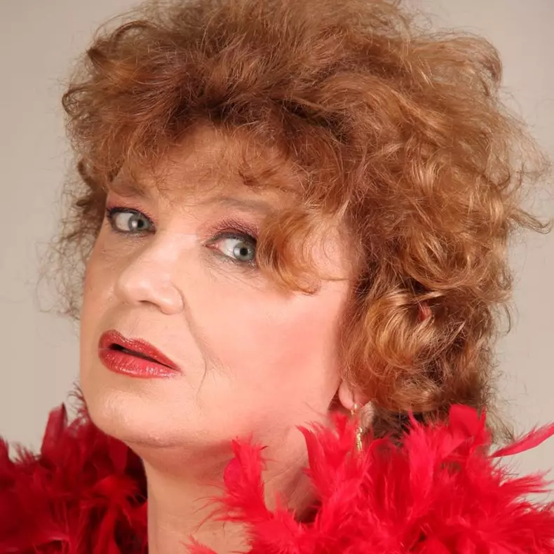 cezata-dafinescu-actrita