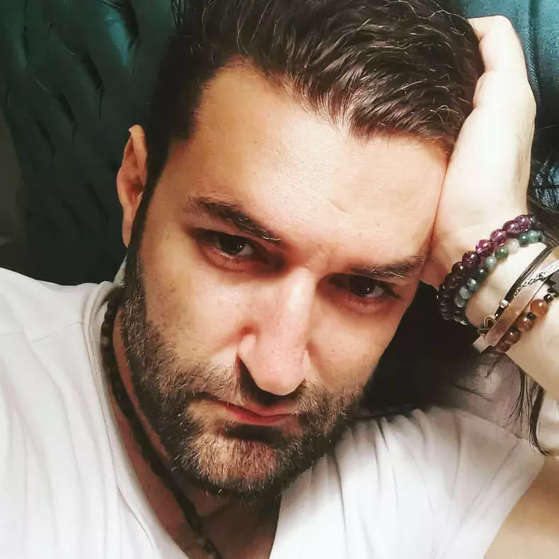 gina-pistol-si-smiley-2