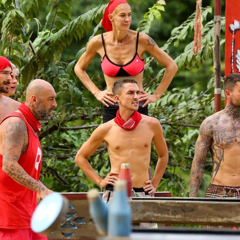 roxana_ciuhulescu_survivor_fb_71720800-1