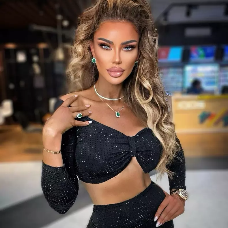 bianca-dragusanu-4-1