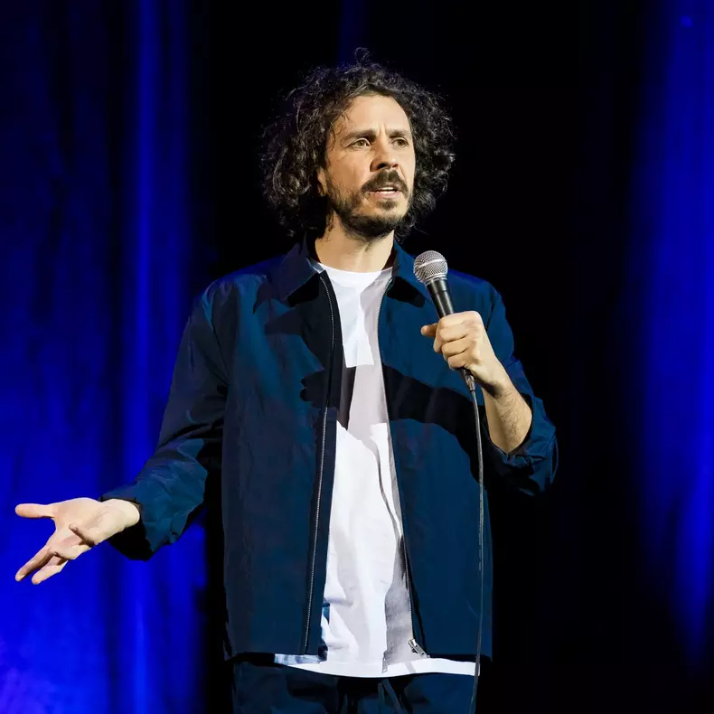 cine-este-costel-bojog-1