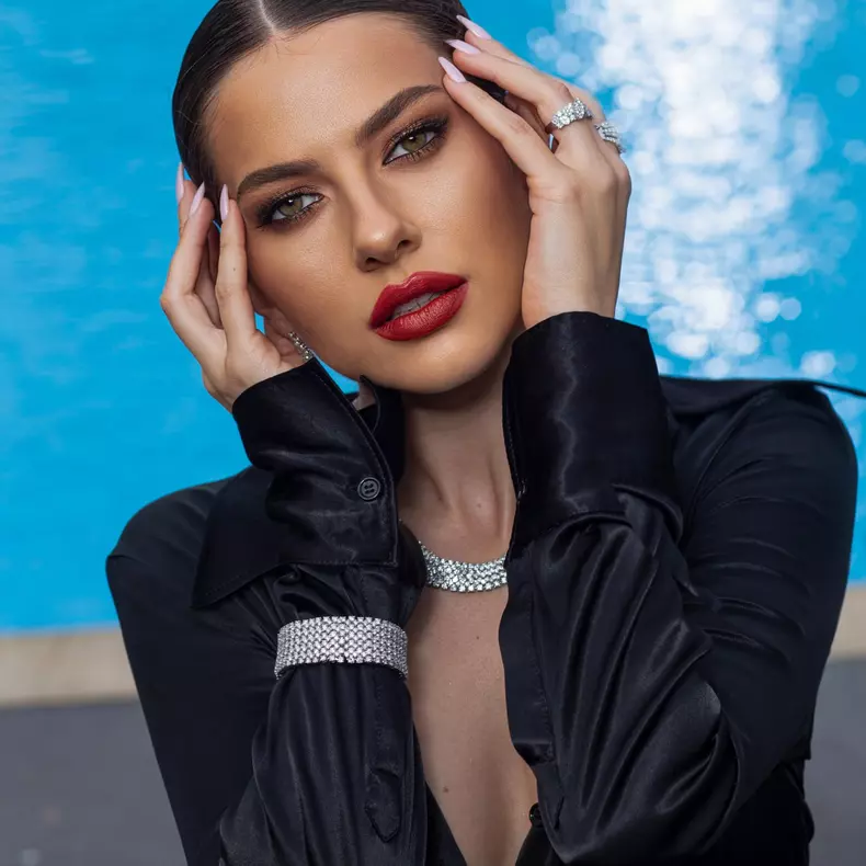 cine-este-lidia-buble-1